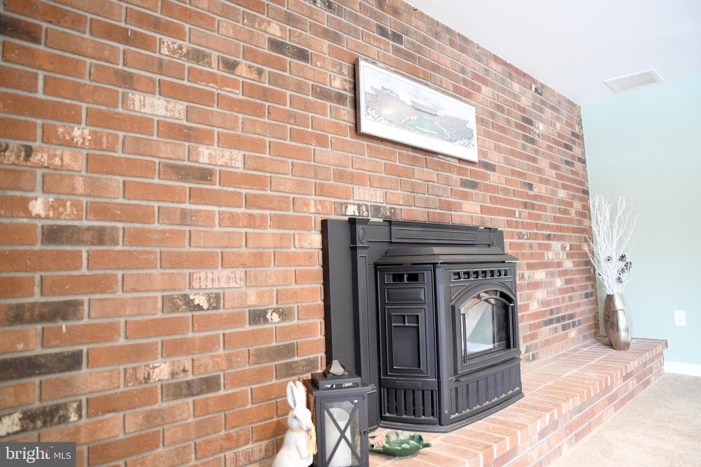546 Locust Street photo 21