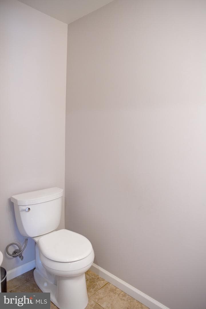546 Locust Street photo 24