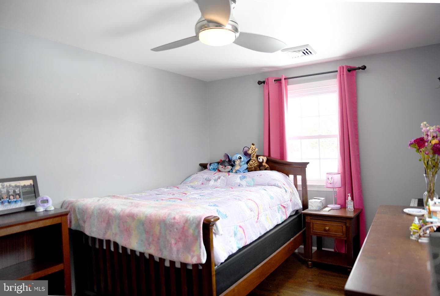 546 Locust Street photo 37