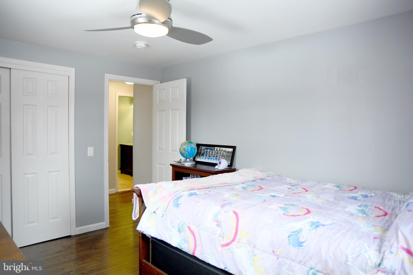 546 Locust Street photo 38