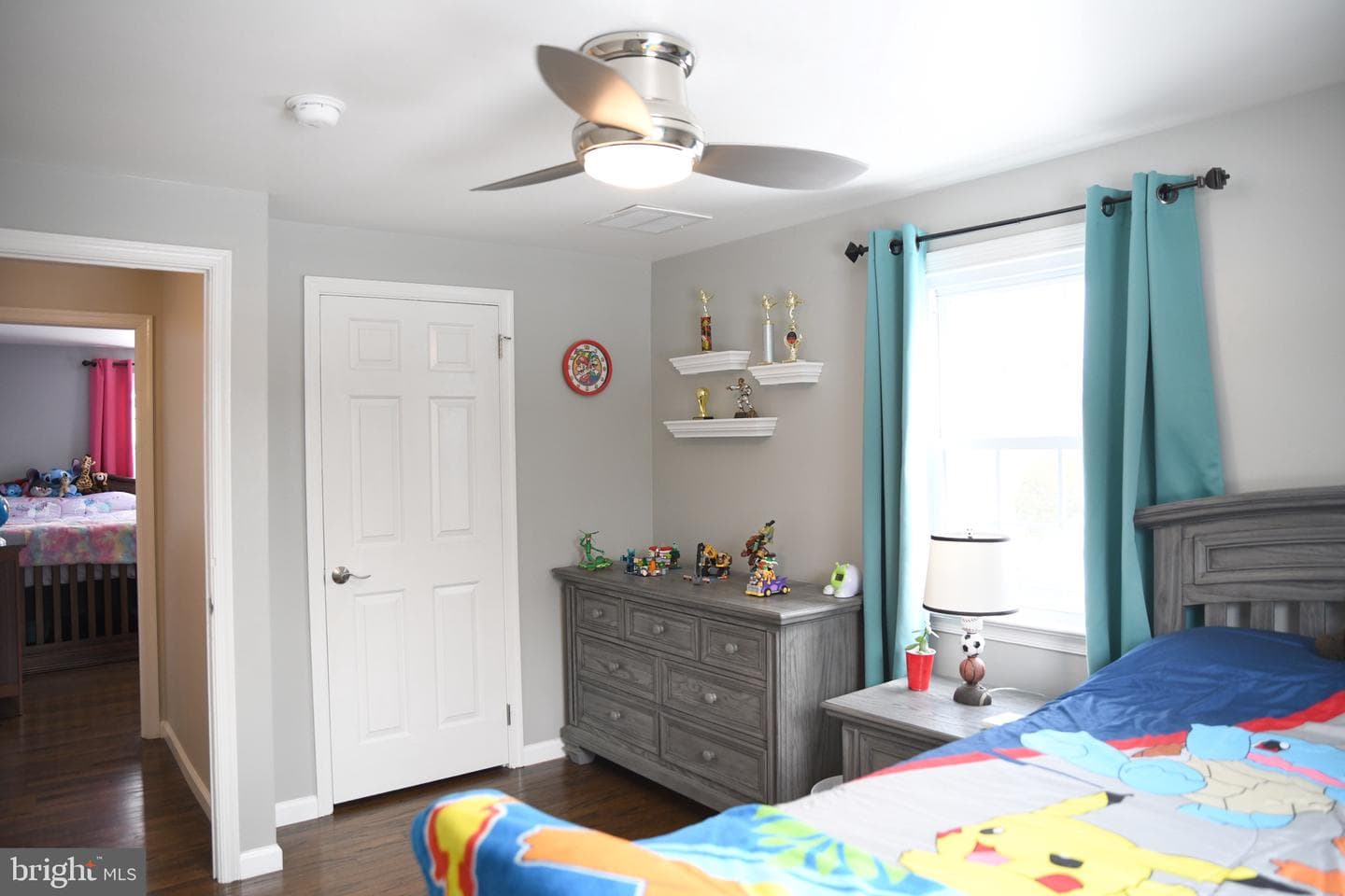 546 Locust Street photo 40