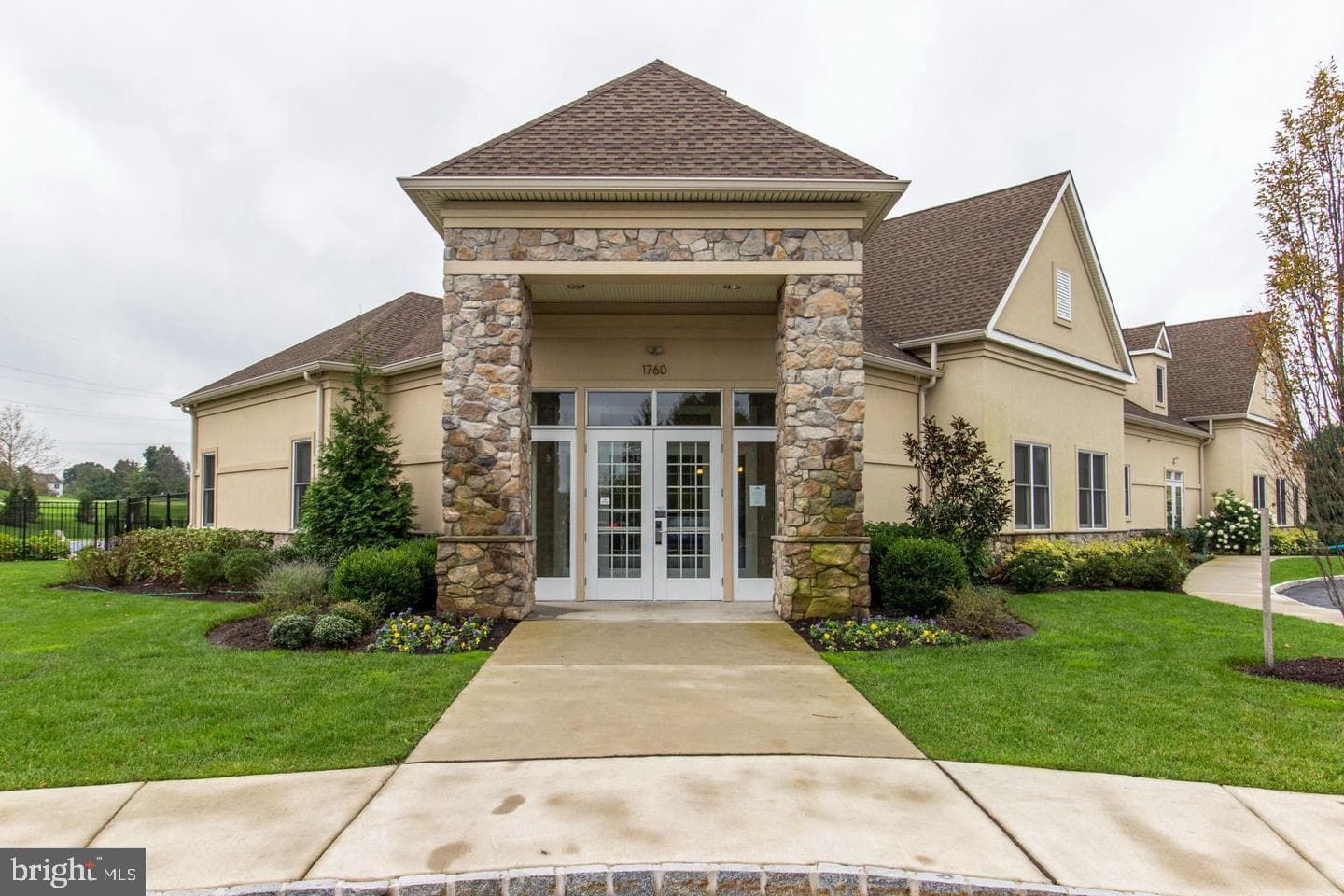 218 Hazeltine Circle photo 49