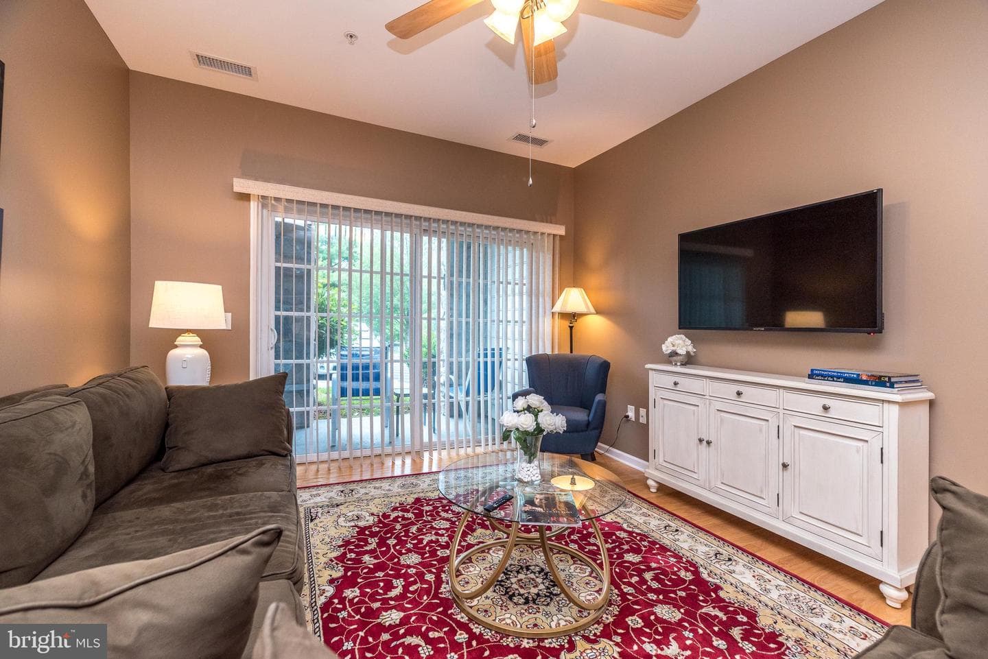 4104 Lilac Court photo 9