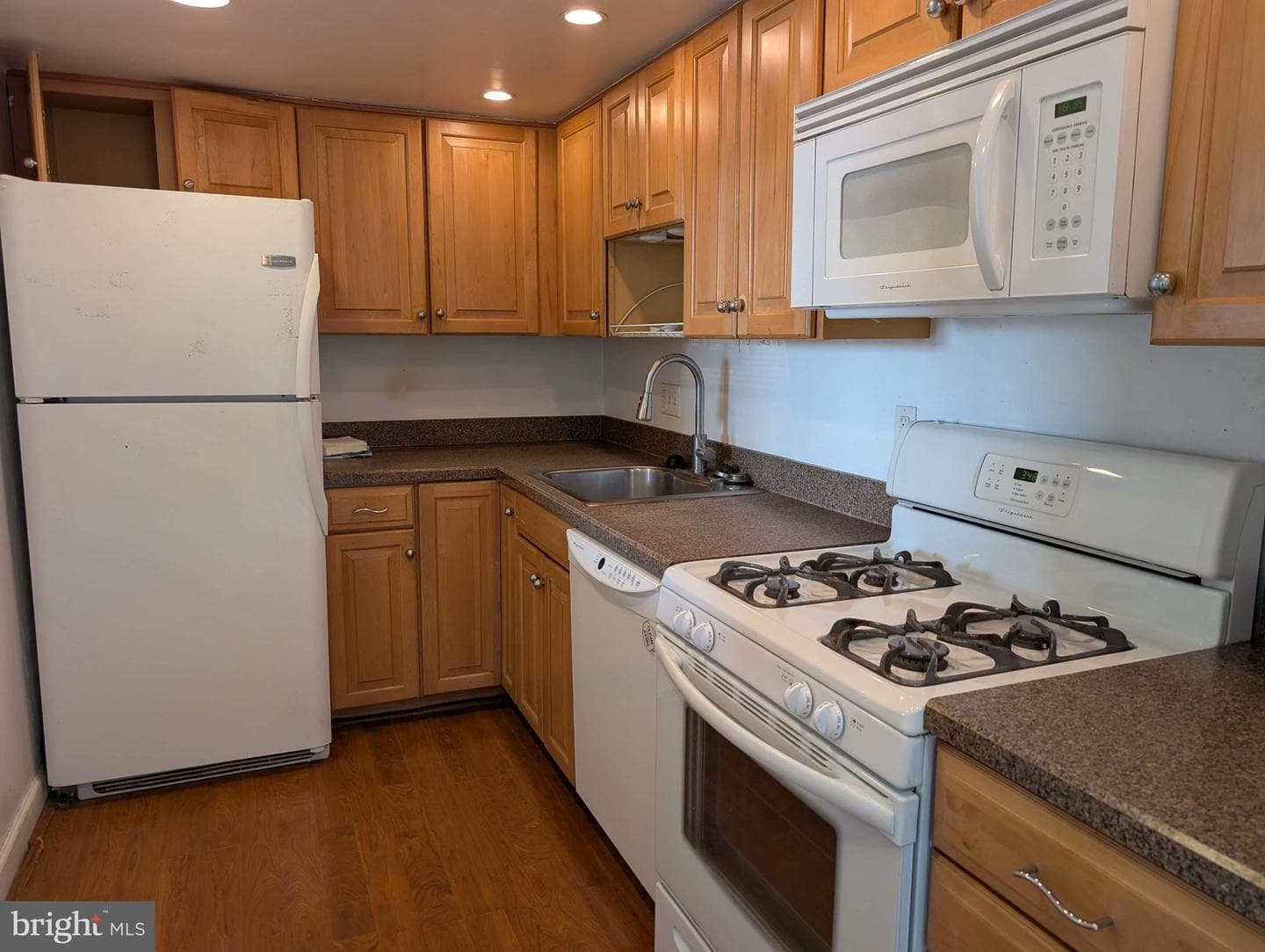 100 West Avenue #611 S photo 9