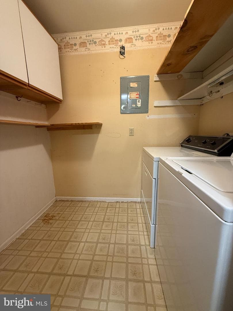 405 Hickory Court photo 8
