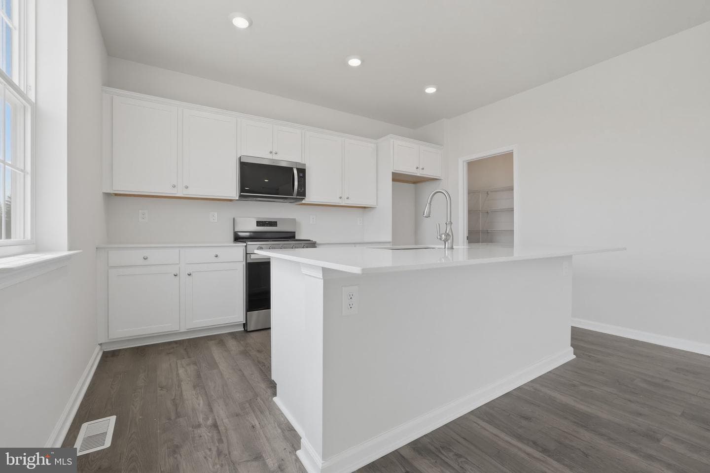 3048 Martha Way photo 40