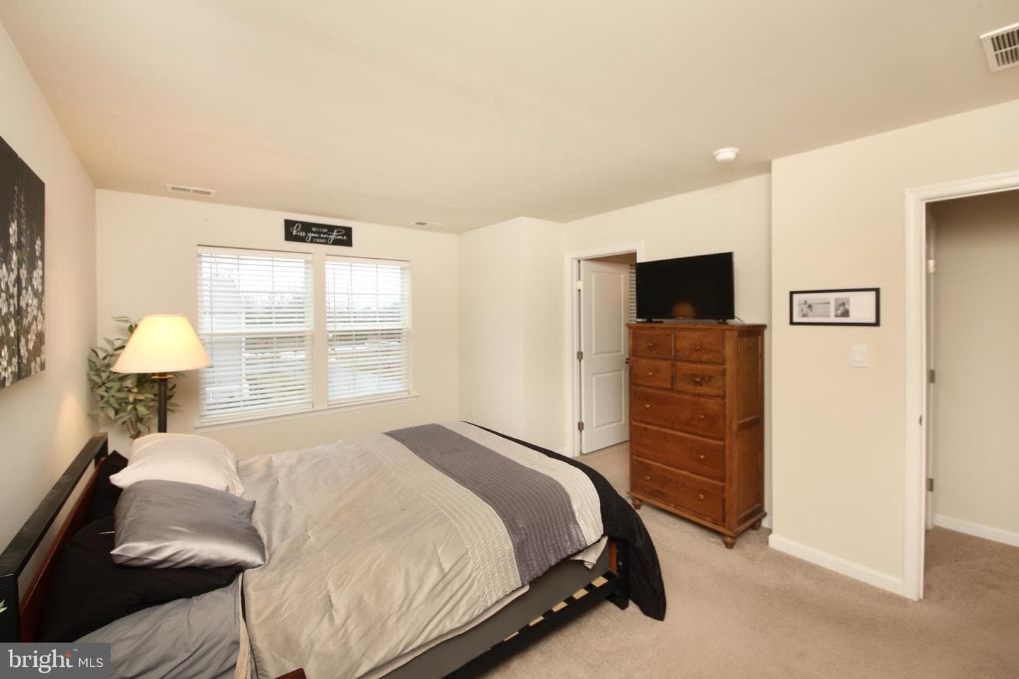 854 Peaceful Lane photo 11