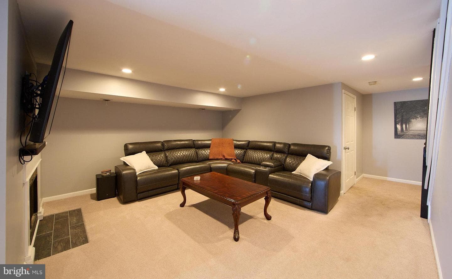 224 Washington Court photo 24
