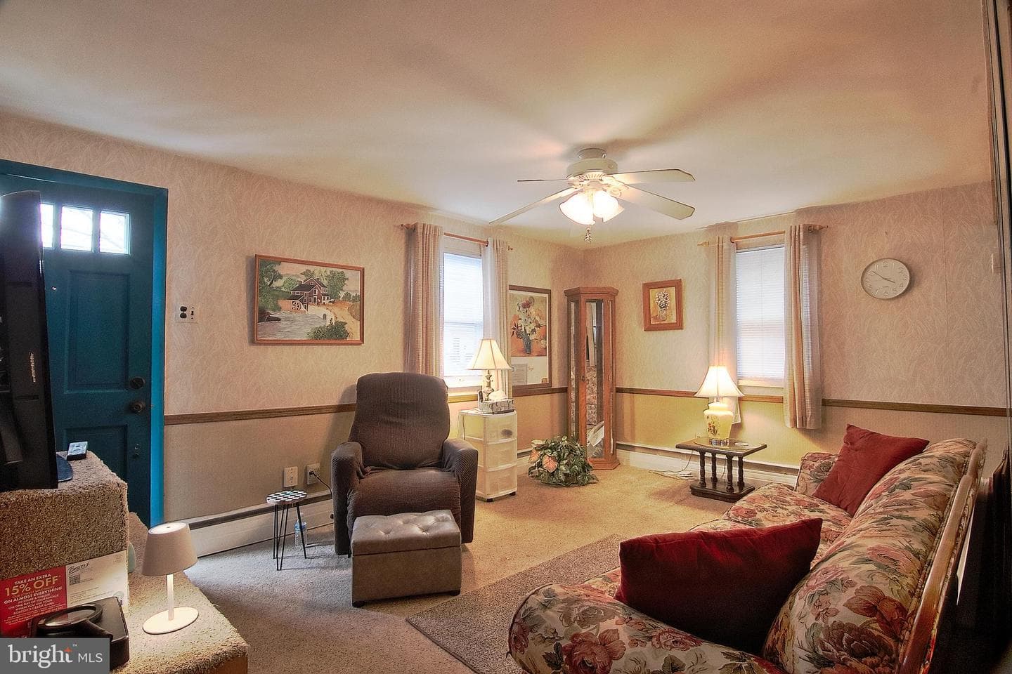 220 Wilson Street photo 4