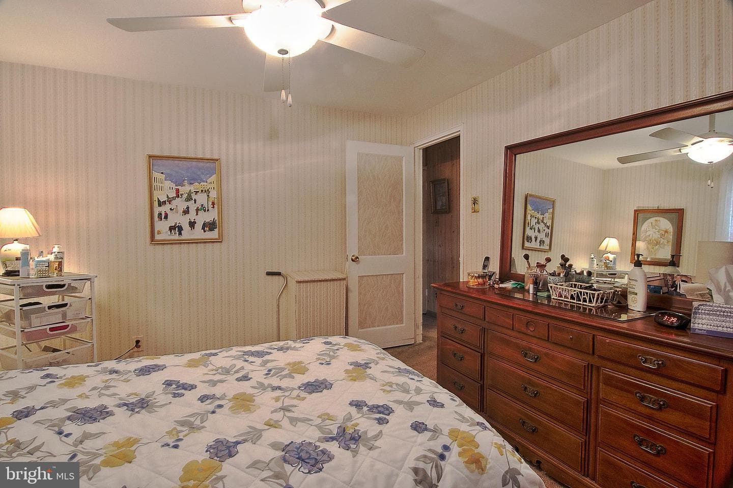 220 Wilson Street photo 8