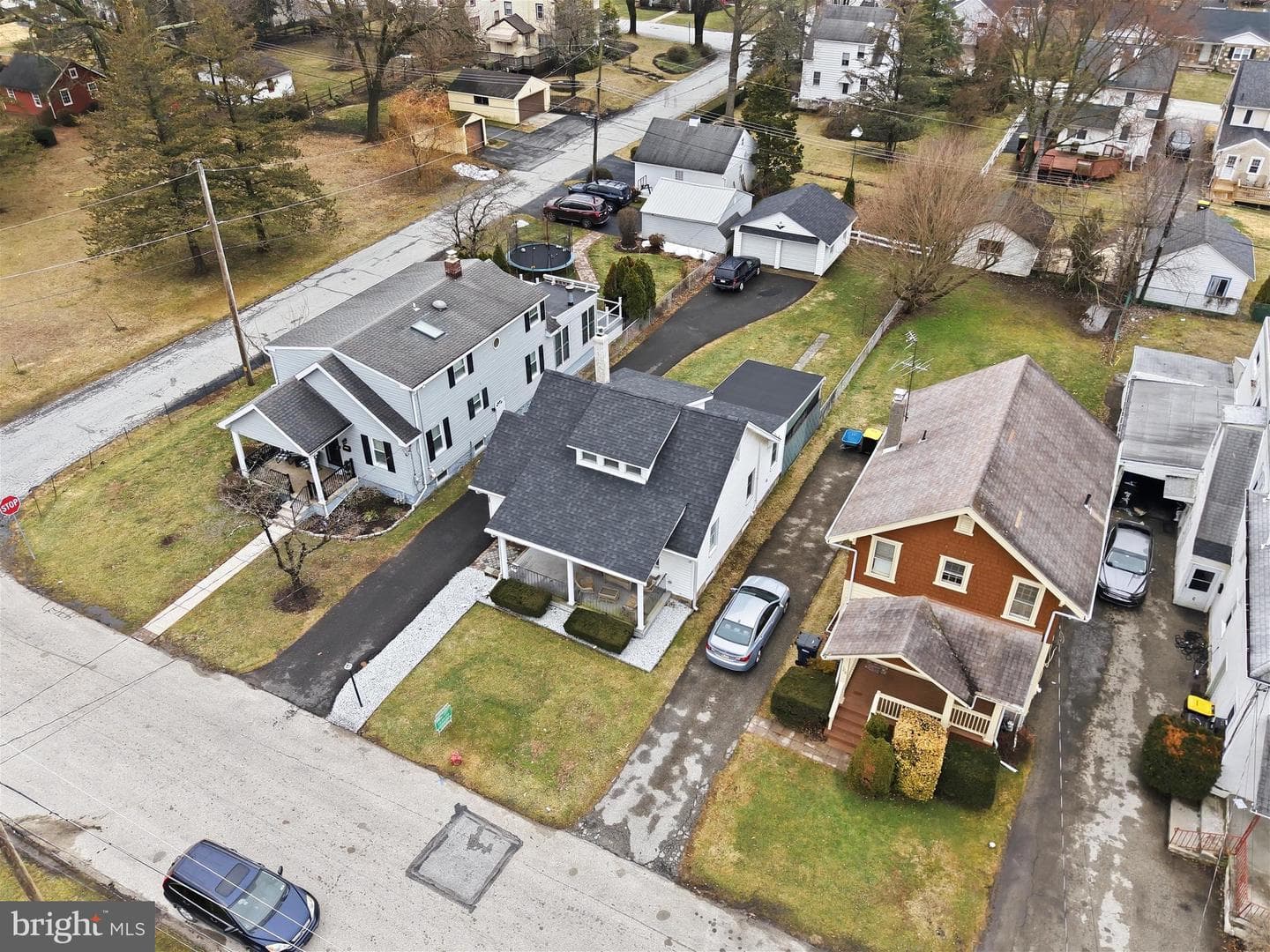 104 Montgomery Avenue photo 26