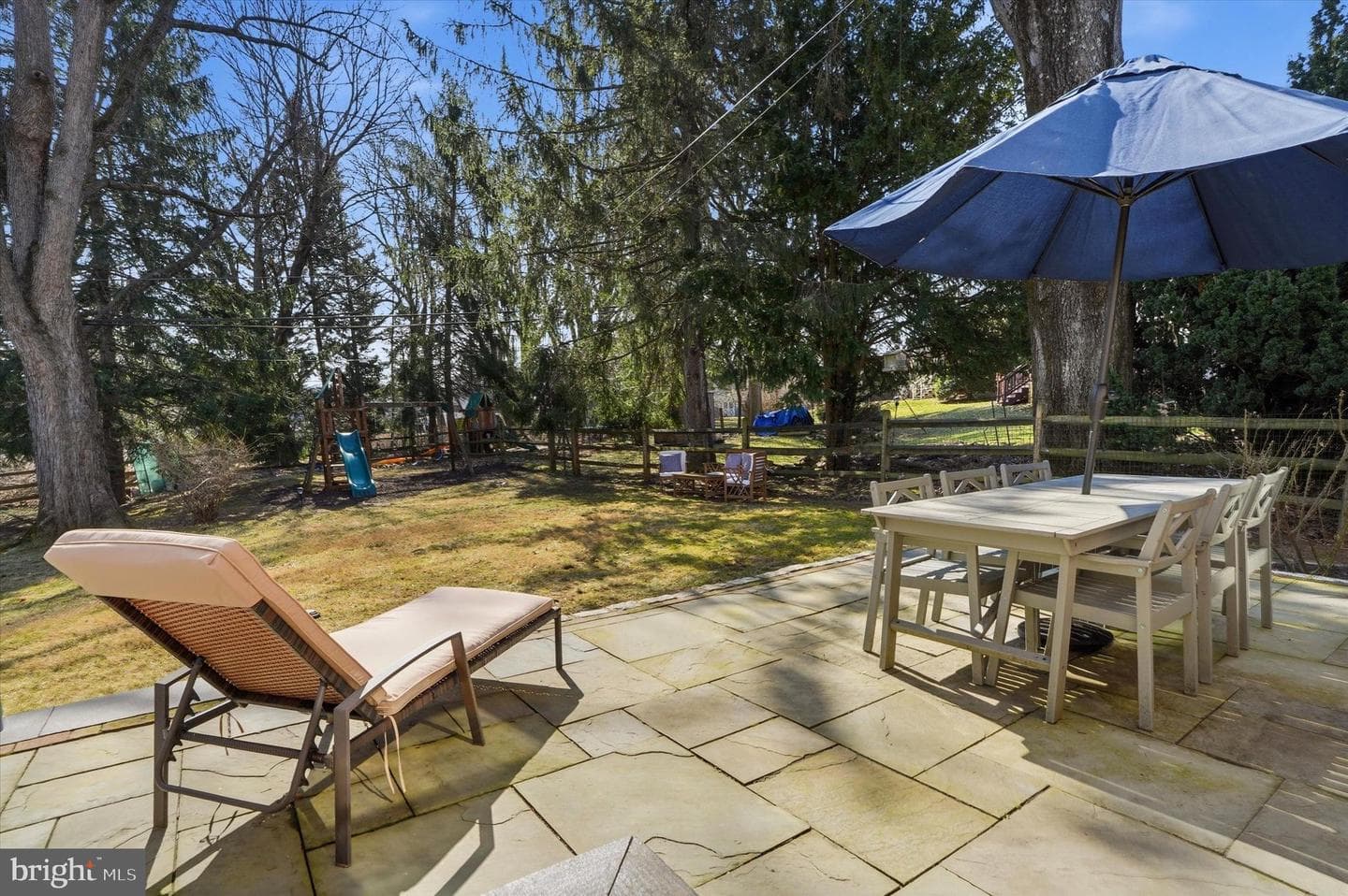 514 Kingston Road photo 32