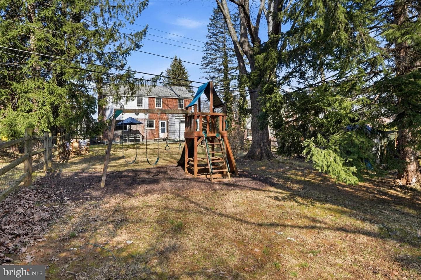 514 Kingston Road photo 35