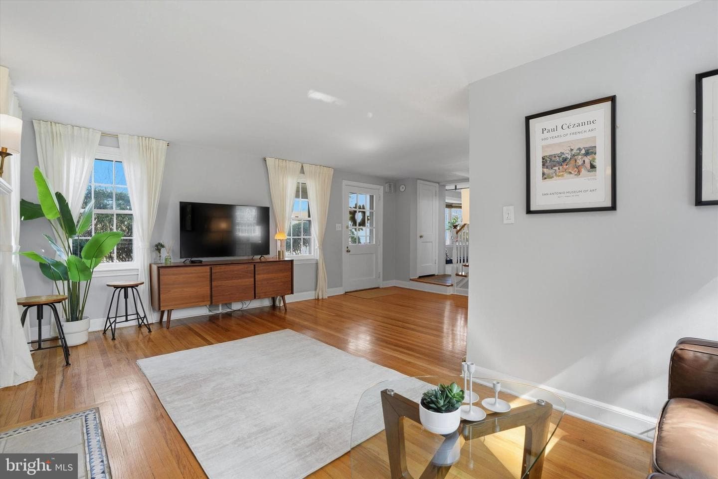 514 Kingston Road photo 9