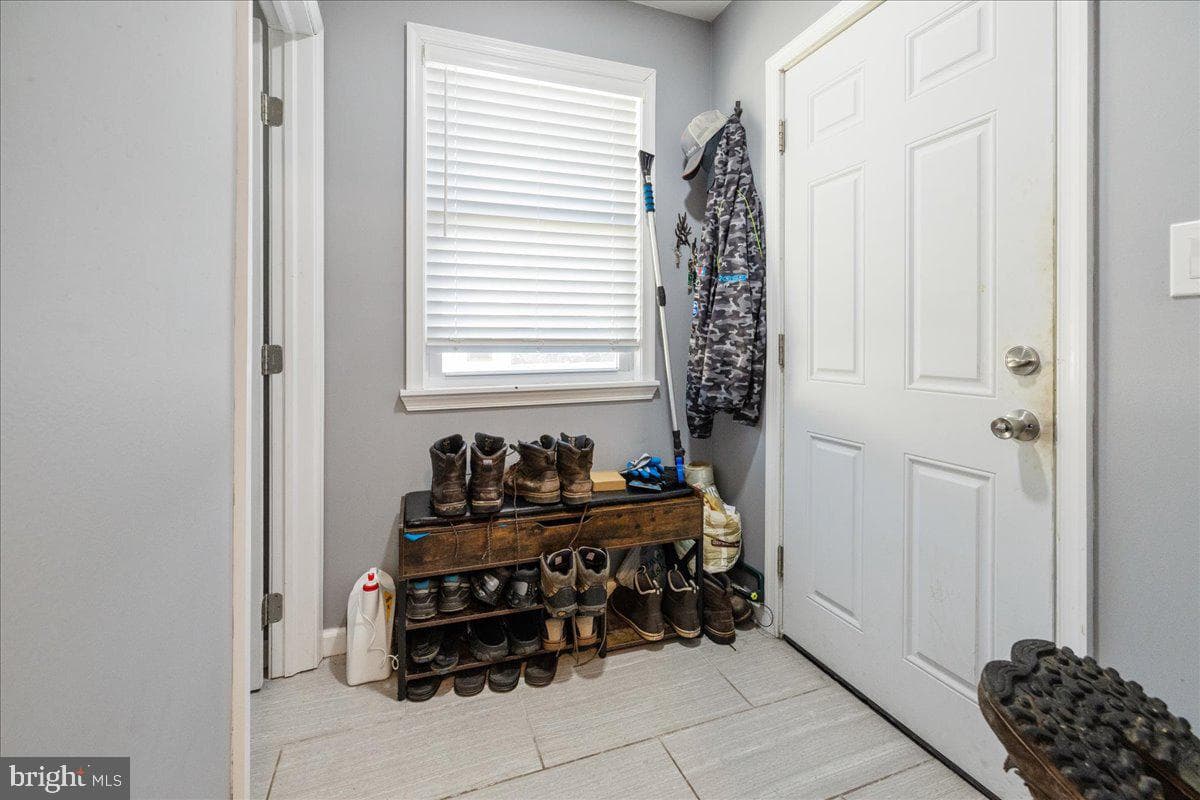403 W Mount Vernon Street photo 14