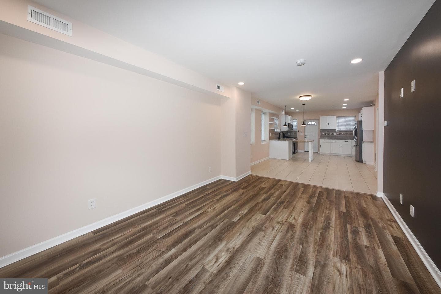 339 Myrtle Avenue photo 7