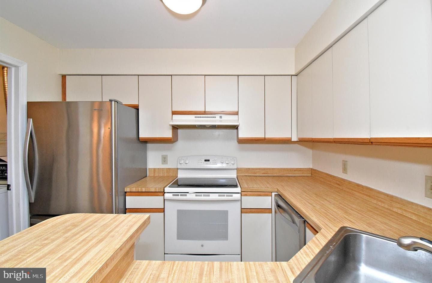 1203 Foxmeadow Drive #condo 1203 photo 13
