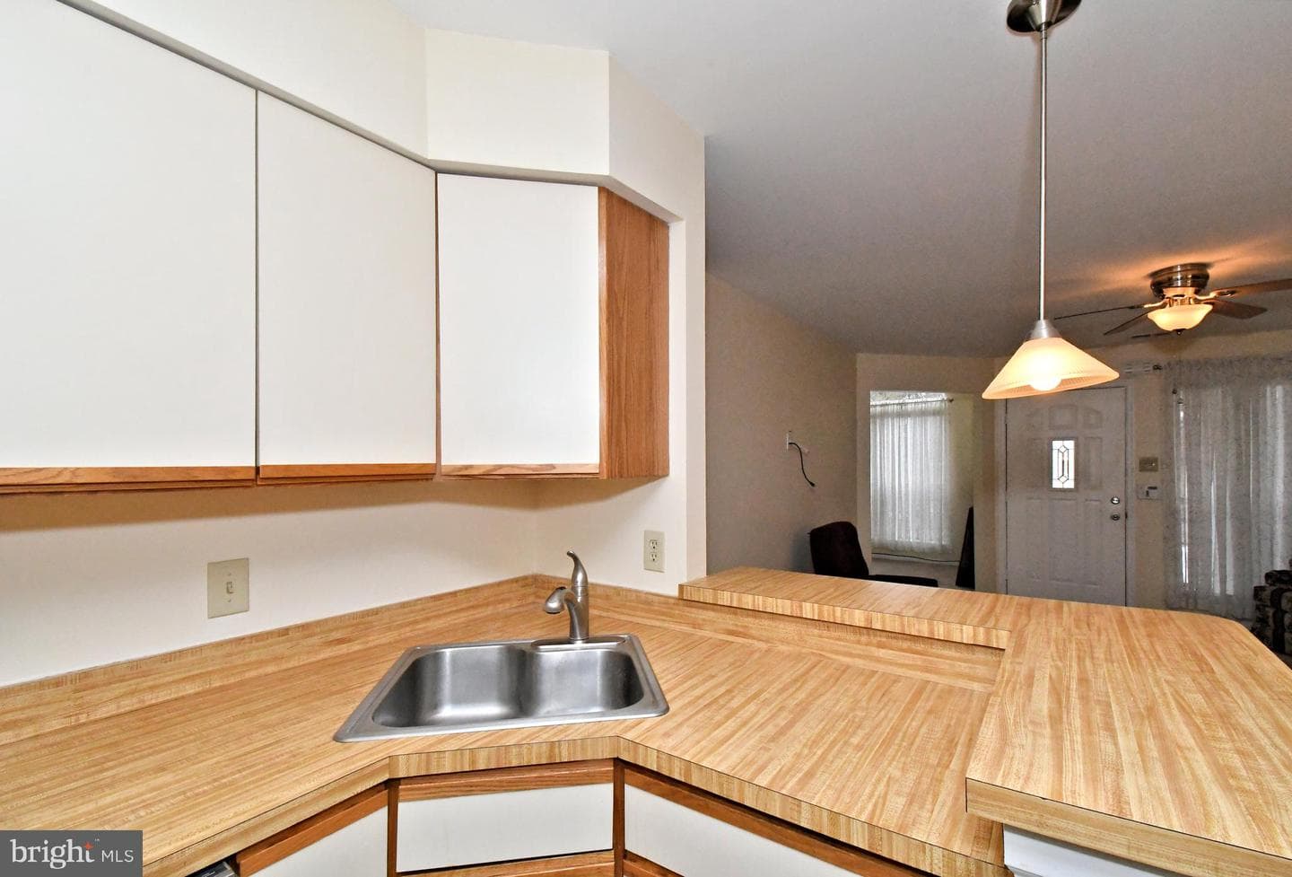 1203 Foxmeadow Drive #condo 1203 photo 15