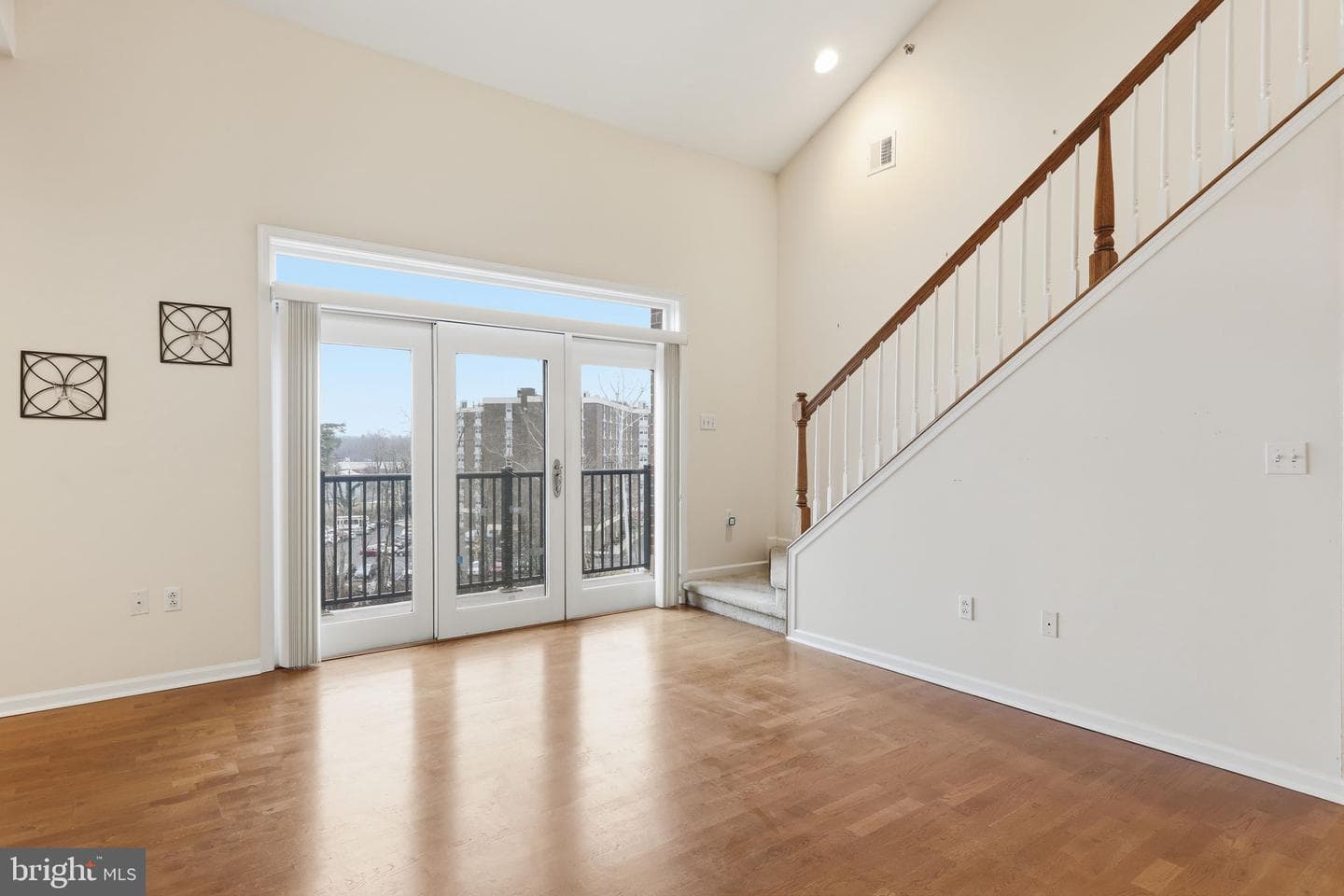556 Carson Terrace photo 7