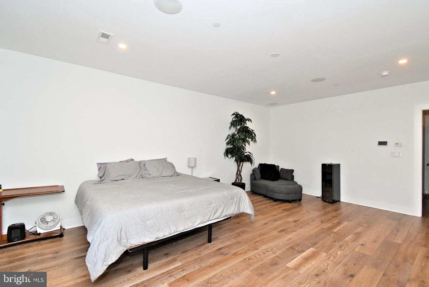10 Richards Way photo 33