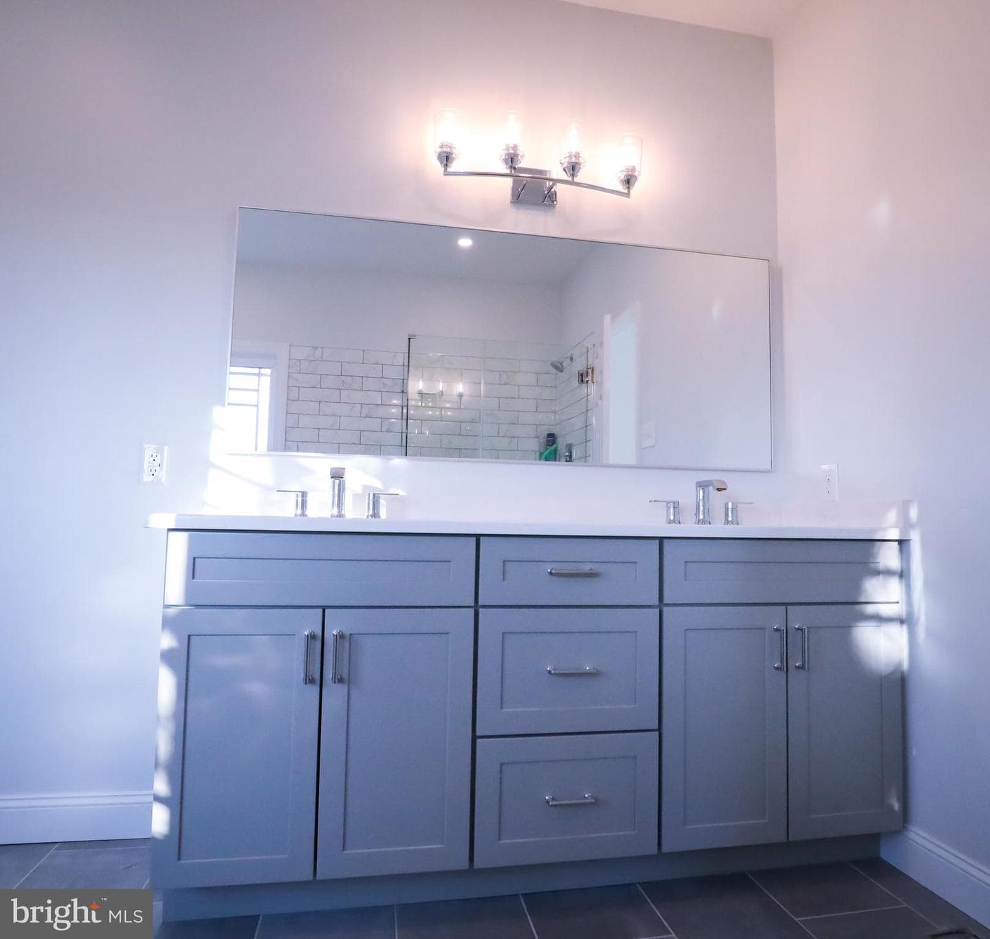 102 Waterview photo 18