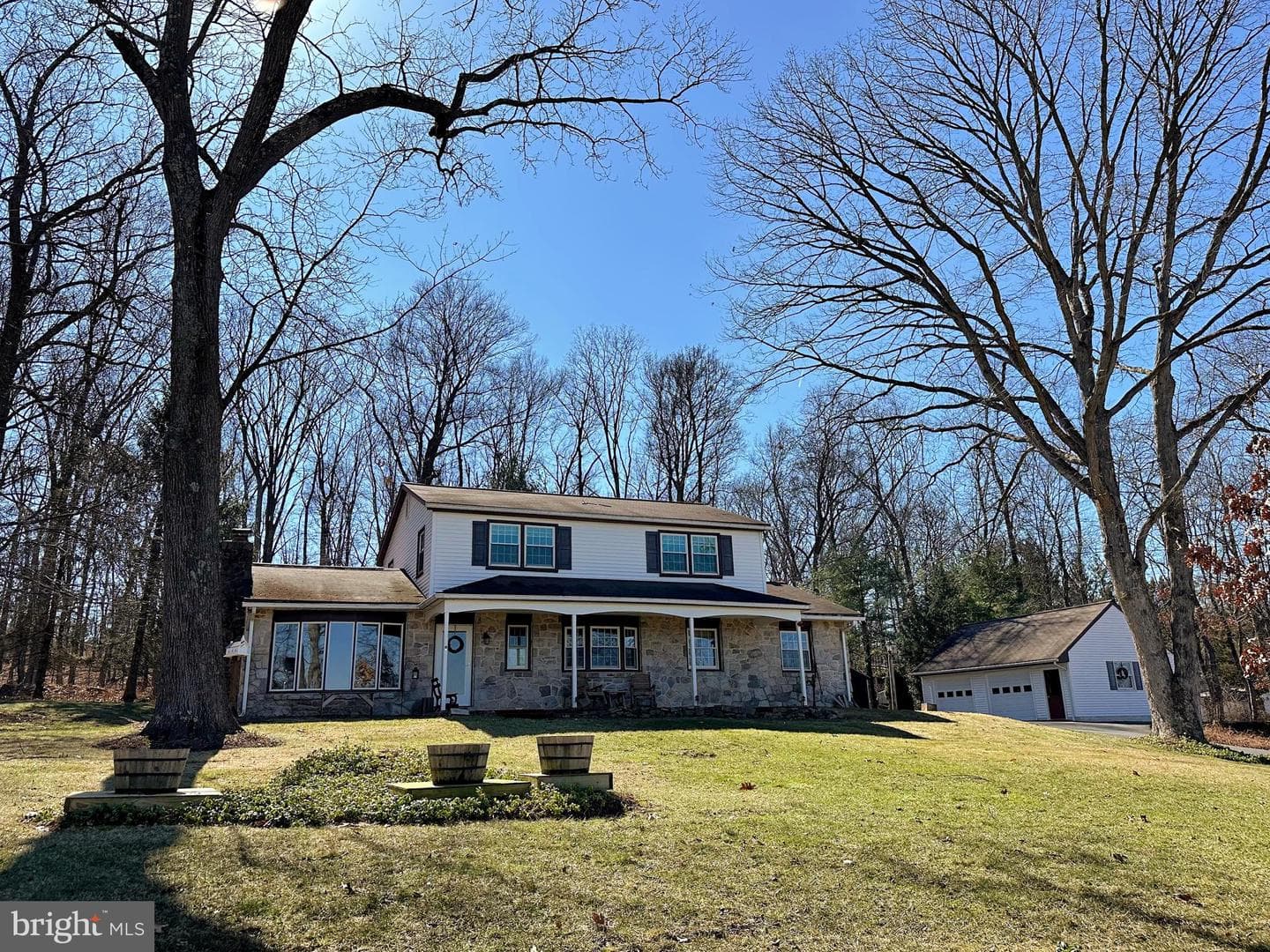 1092 Palm Hill Road
