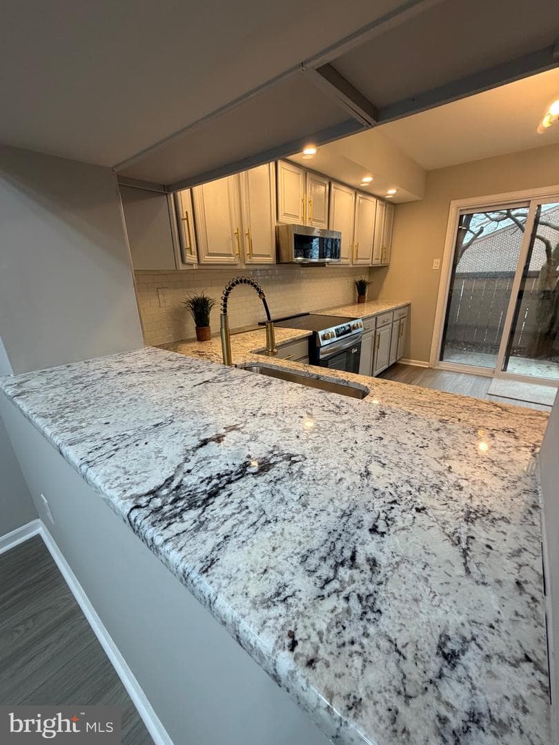1503 Linden Way photo 8
