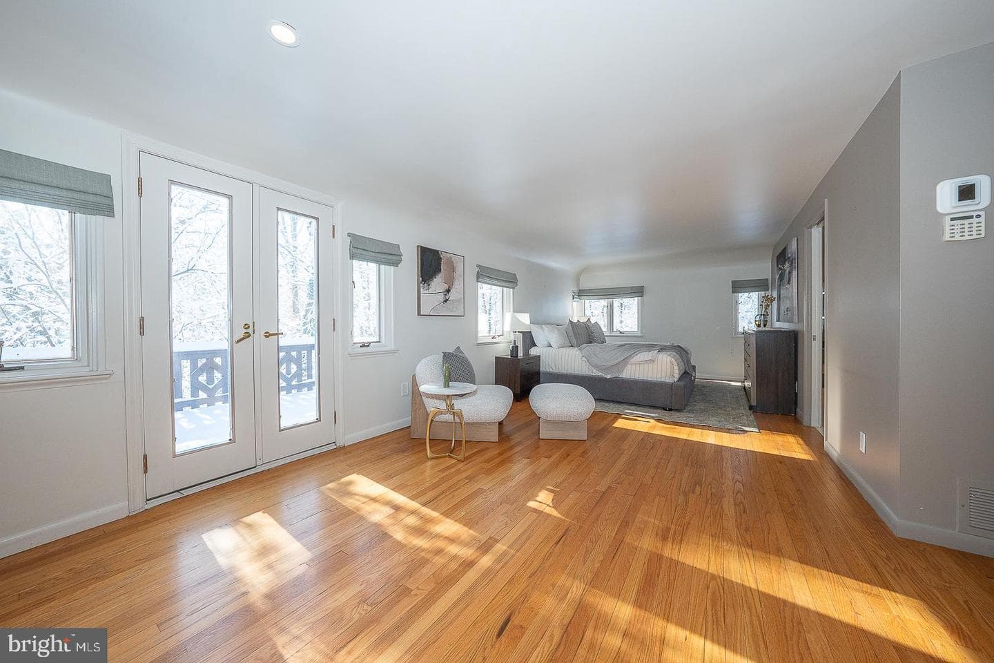 241 Cheswold Lane photo 32
