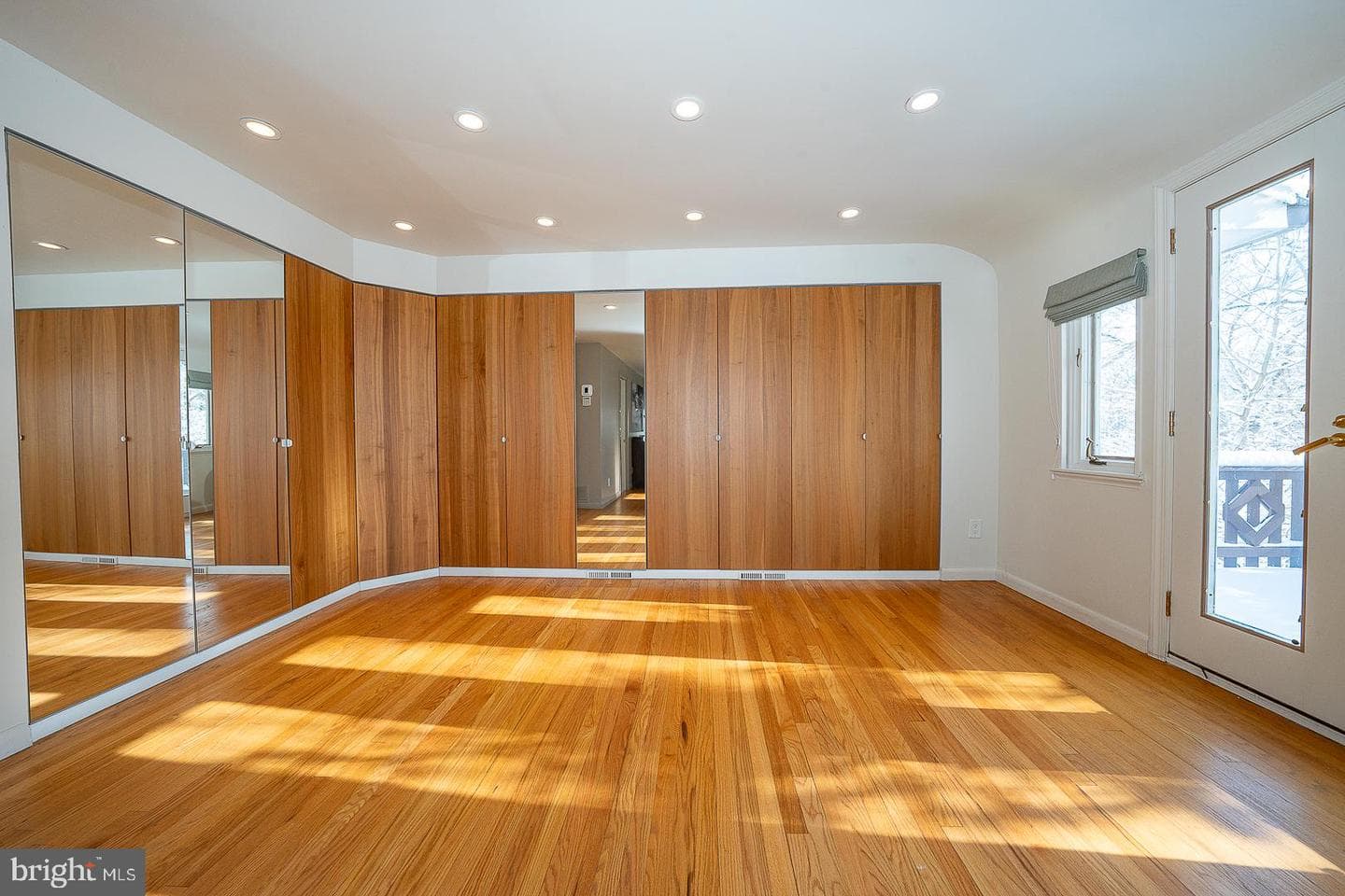 241 Cheswold Lane photo 33
