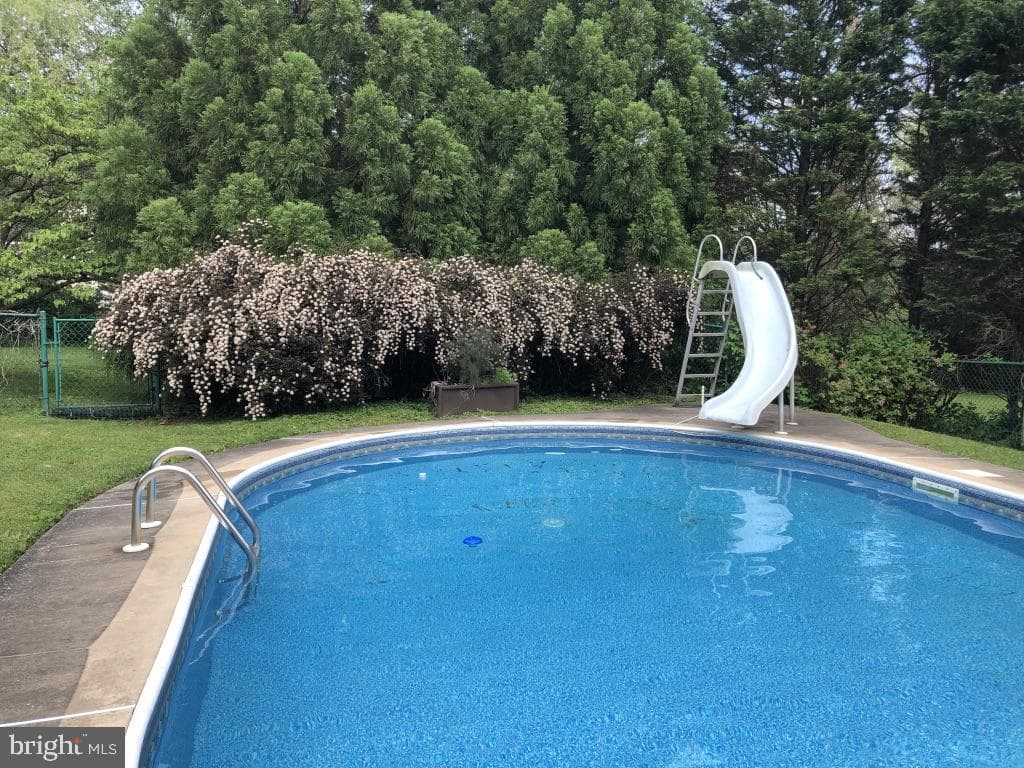 526 Egypt Road photo 3