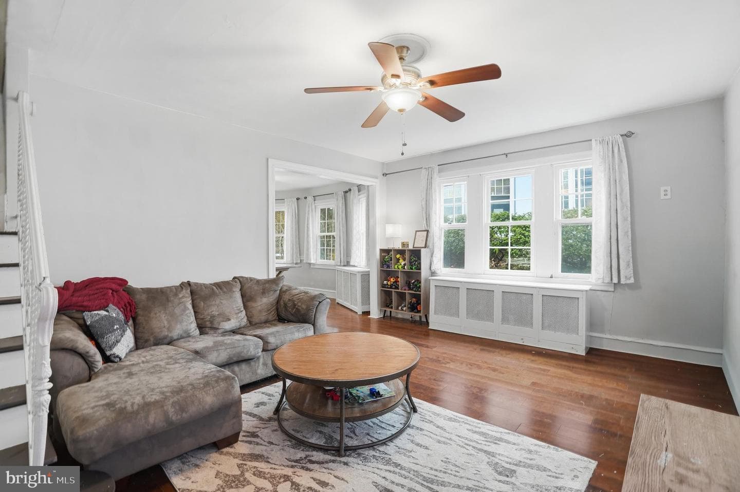 7927 Heather Road photo 5