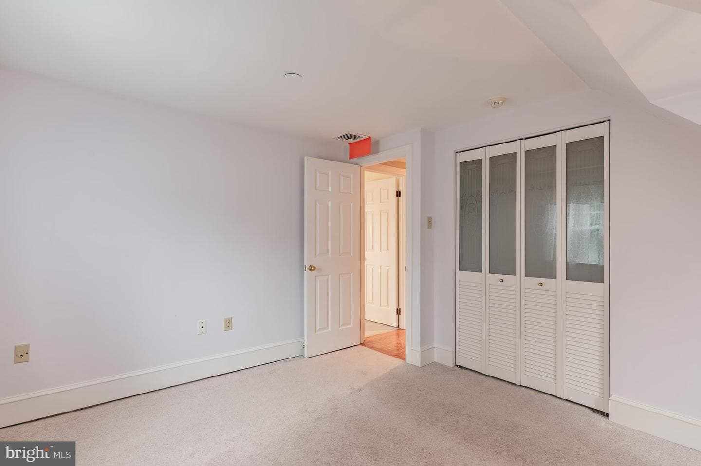 54 Norristown Road photo 22