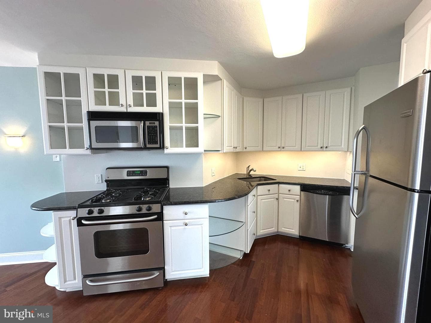 50 Belmont Avenue #916 photo 4