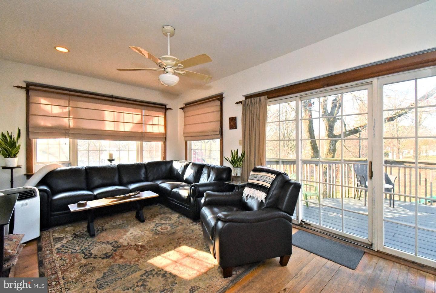 128 Oakdale Avenue photo 24