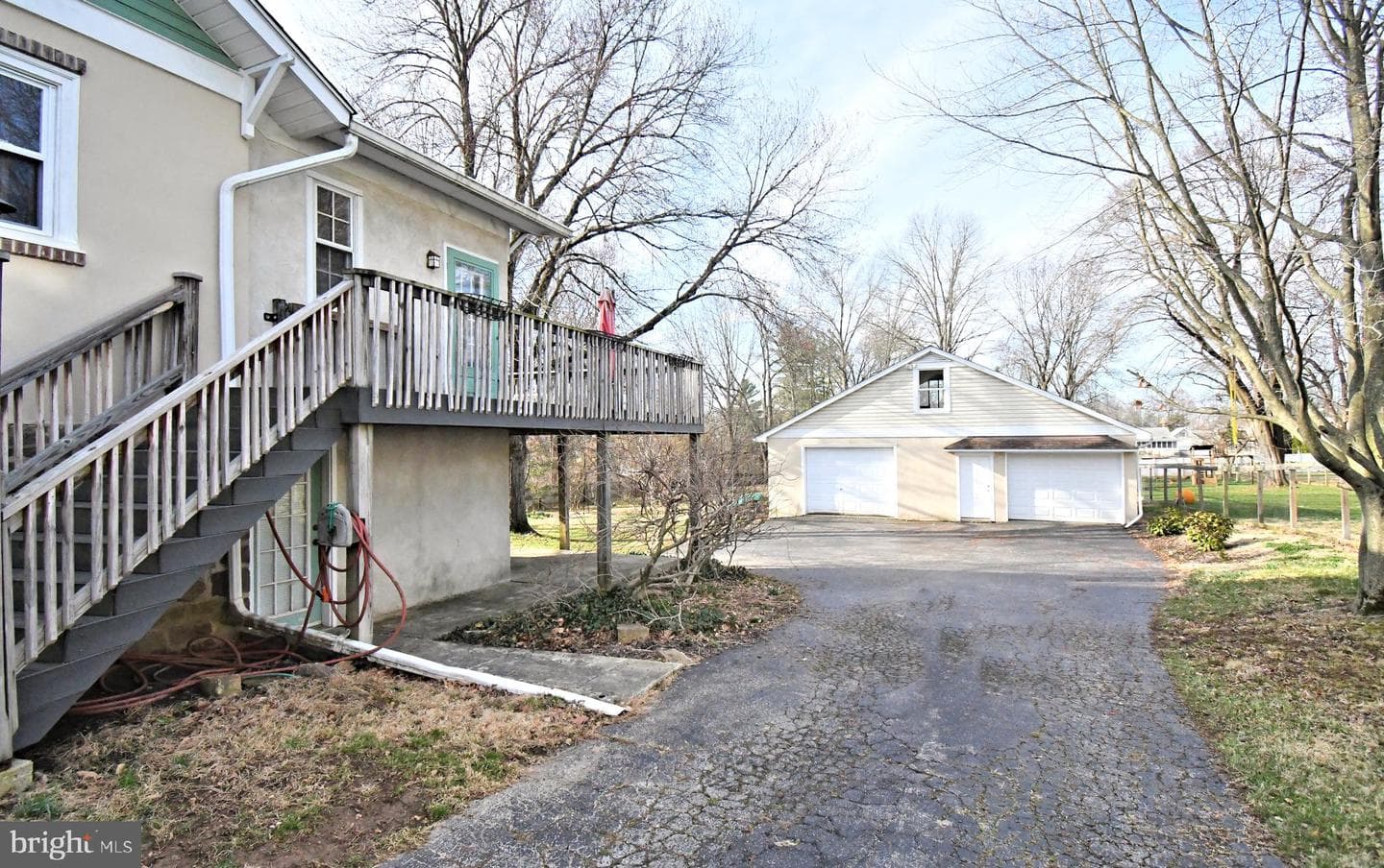 128 Oakdale Avenue photo 71