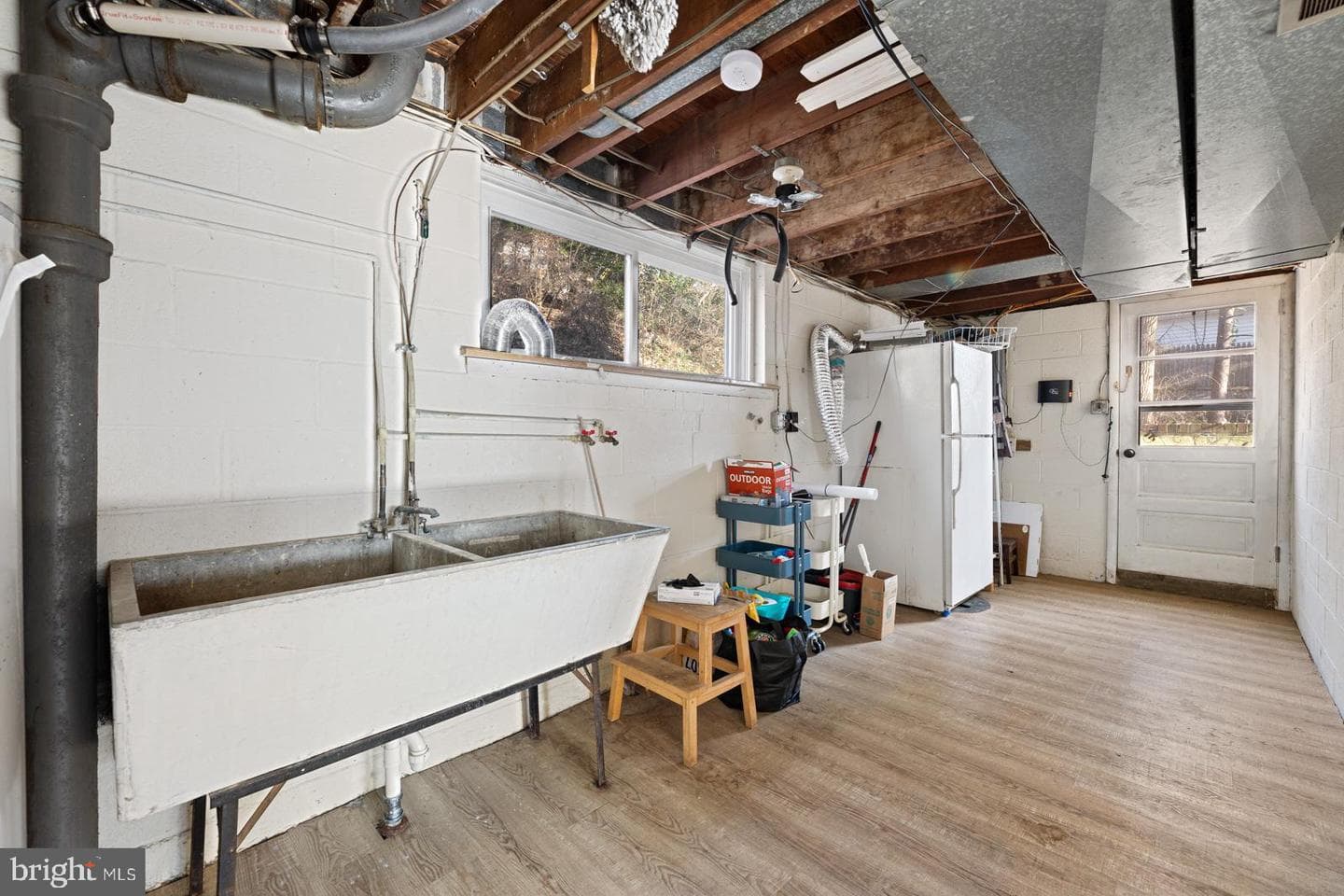 156 Gypsy Lane photo 45