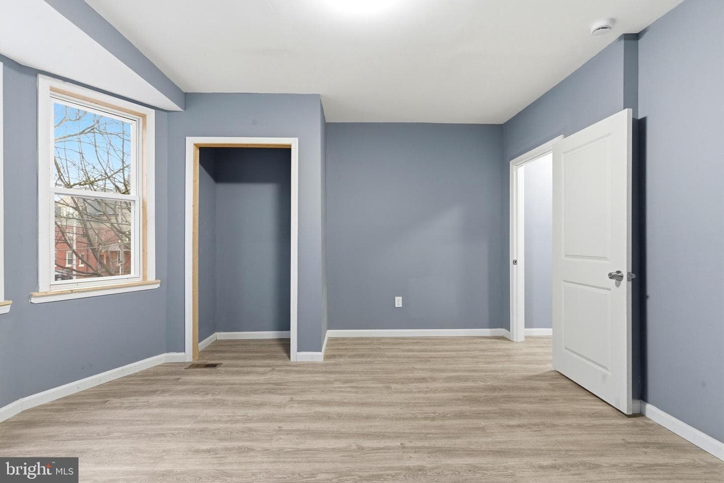 111 Hanover photo 13
