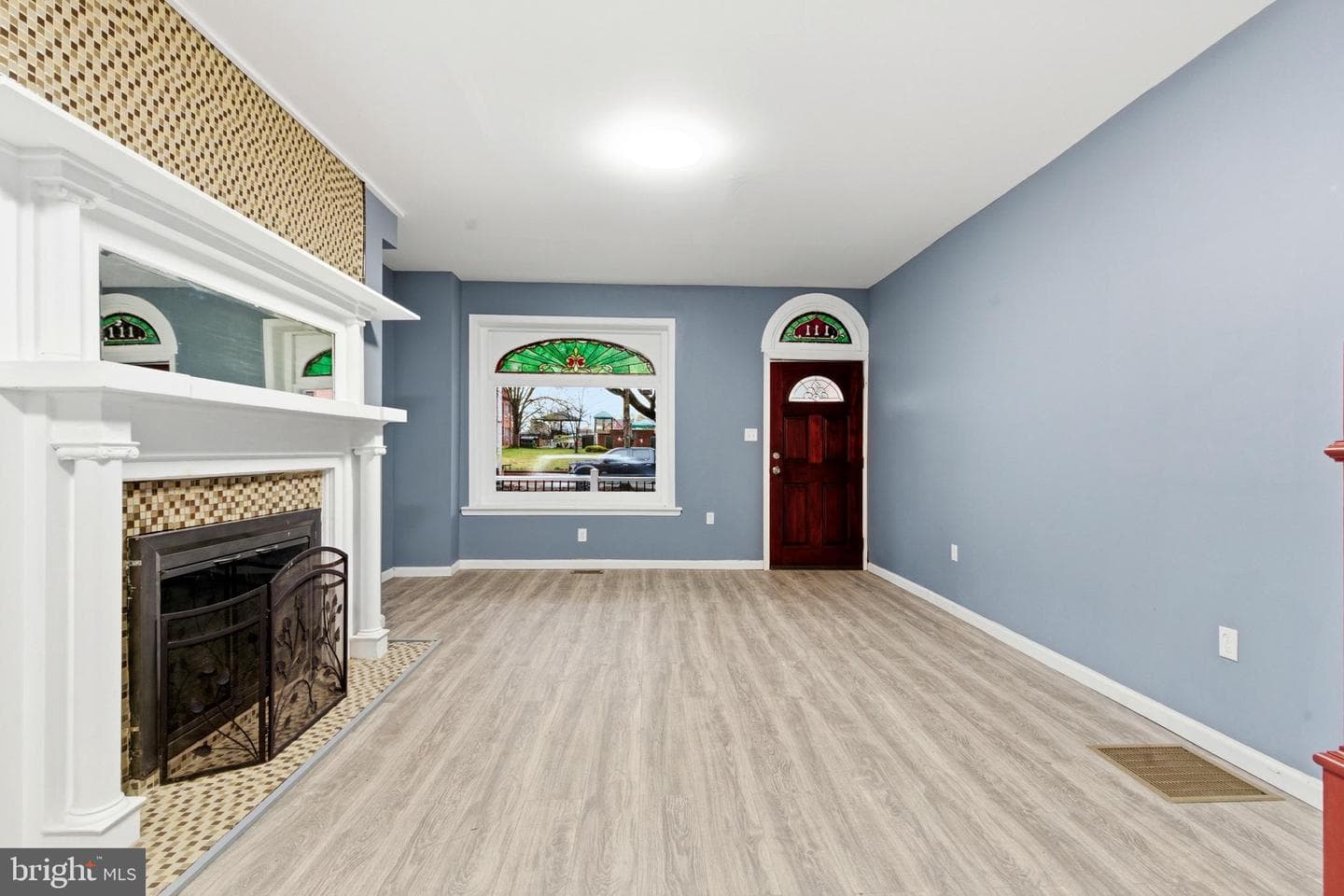 111 Hanover photo 7