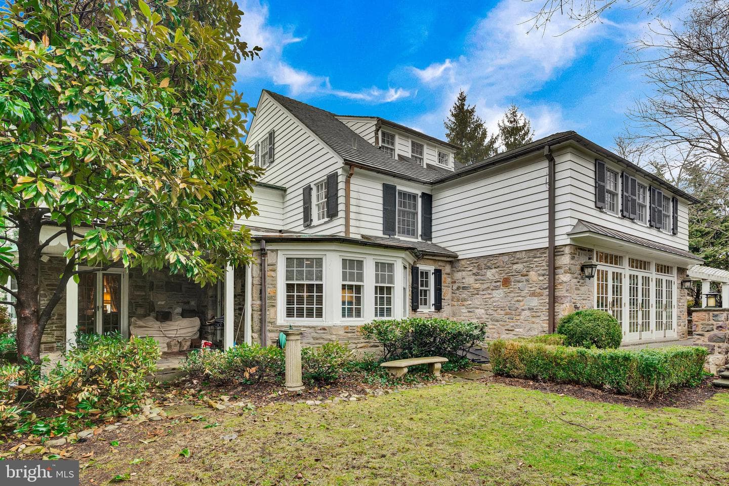 404 Wynmere Road photo 2