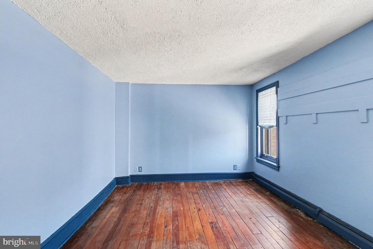 2 Walnut Street photo 23