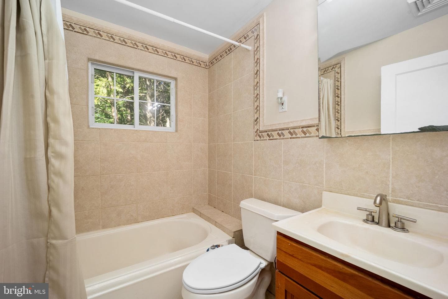 209 Bryn Mawr photo 20