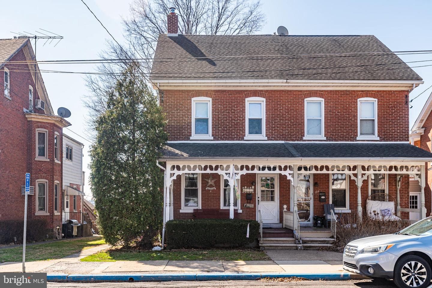 122 Jefferson Street photo 1