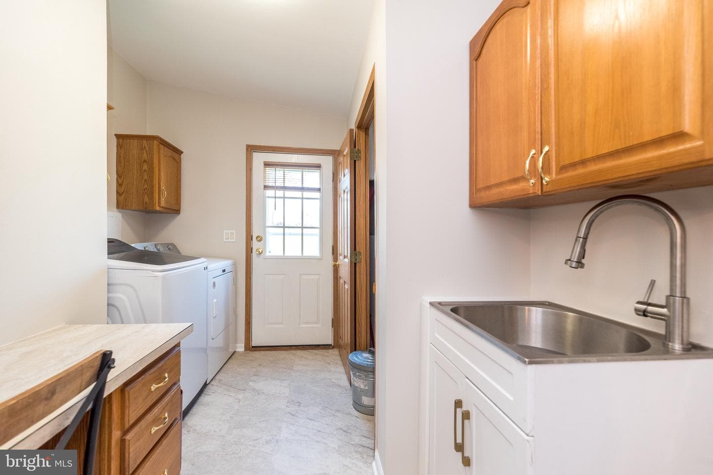307 Carver Lane photo 32