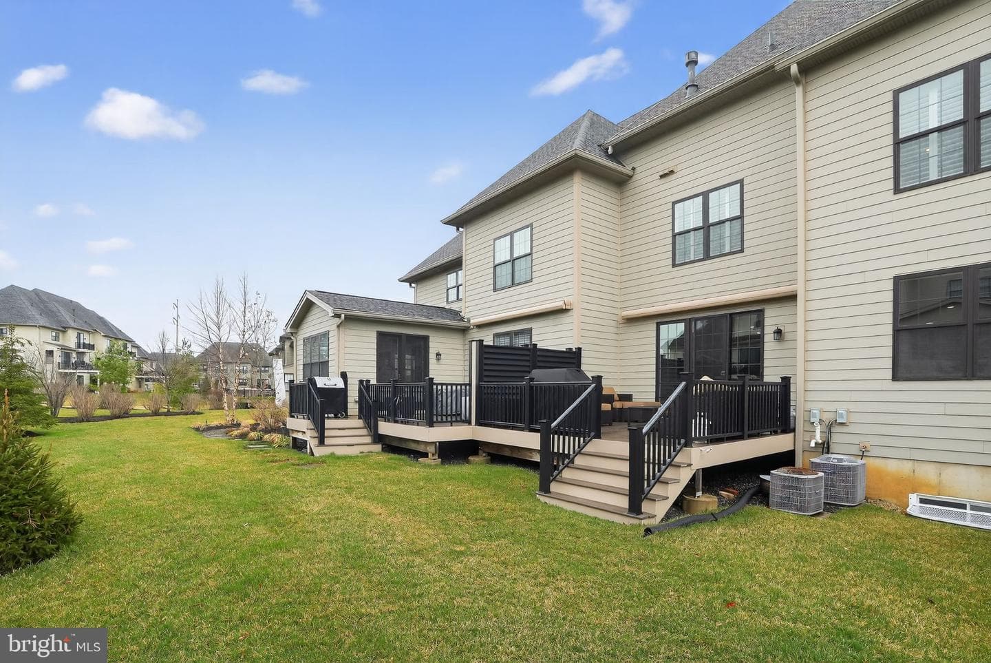 319 Whitemarsh Drive photo 5