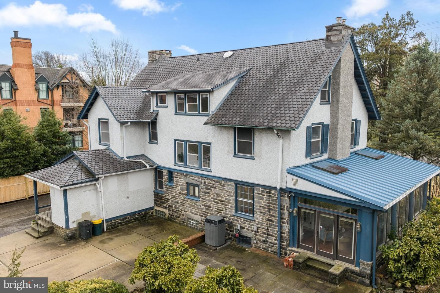 111 E Montgomery Avenue photo 45