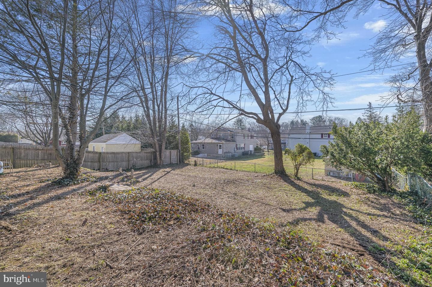 302 Garth Road photo 32