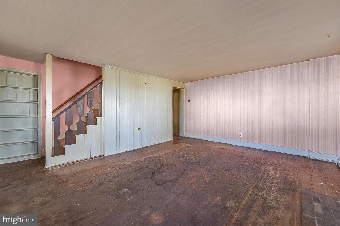 302 Garth Road photo 5