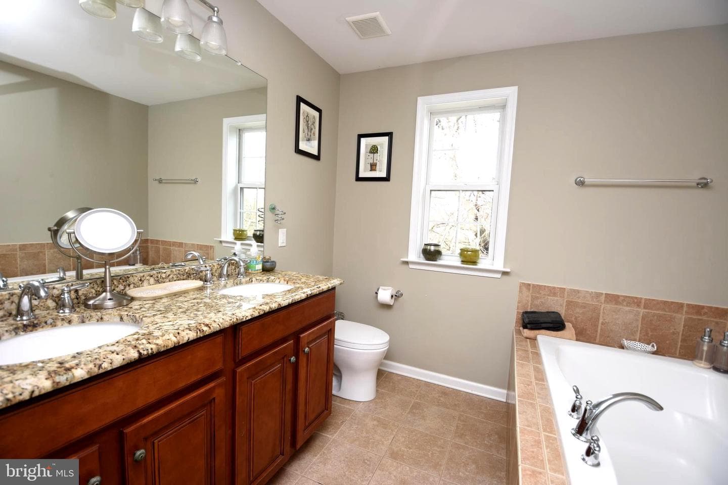 268 Orvilla Road photo 22