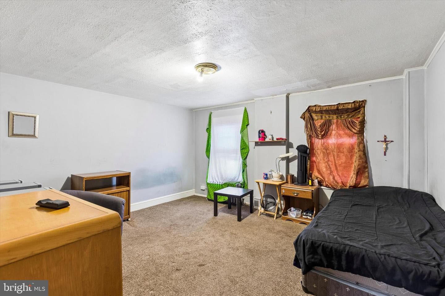 653 Corson Street photo 6