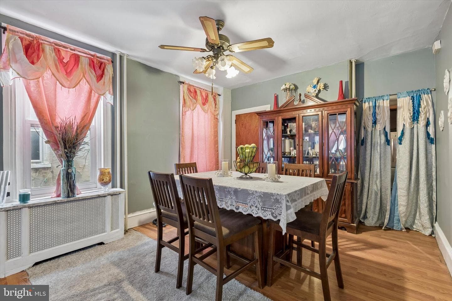 665 Corson Street photo 3